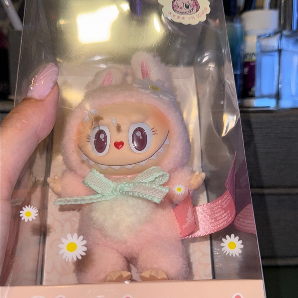 Close to sweet mokoko labubu